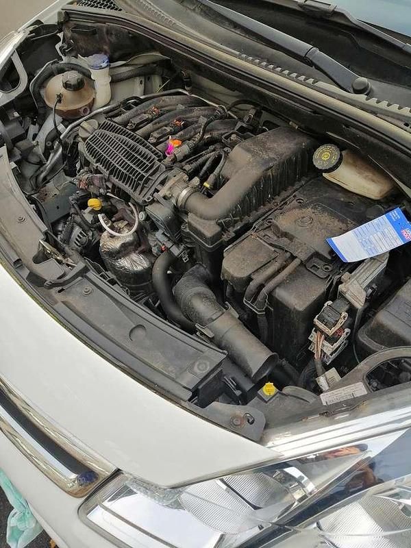 Gebraucht Citroën C3 PureTech 68 PS (50 kW) 2016 Weiß Limousine