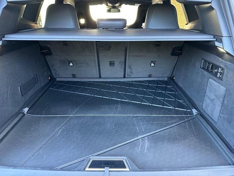 Gebraucht BMW iX Performance 400 kW (544 PS) 2025 Schwarz SUV