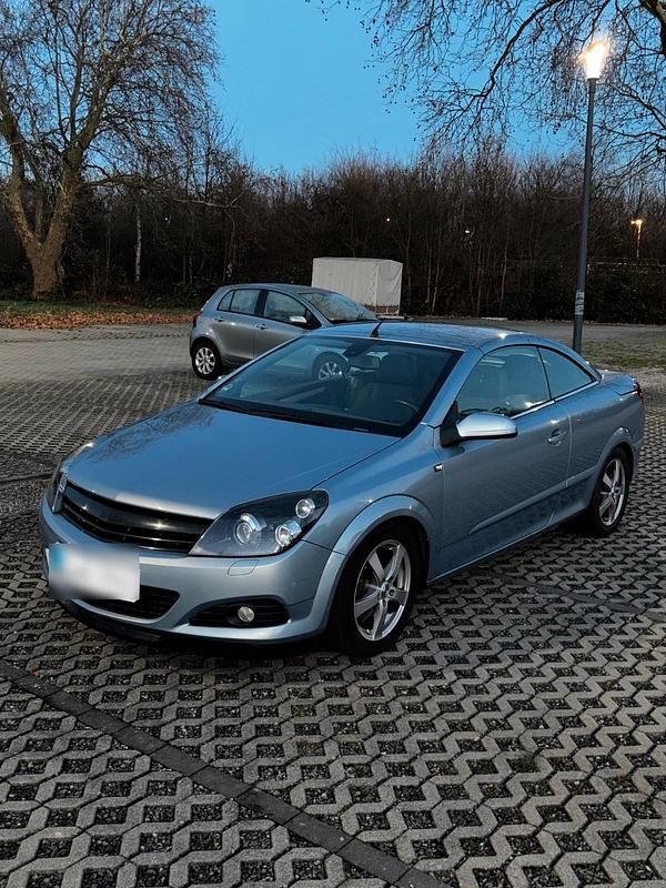 Andere farben Gebraucht 2006 Opel Astra Cabriolet Cabrio | 3.300 € (Fairer Preis) - Bild 1/4