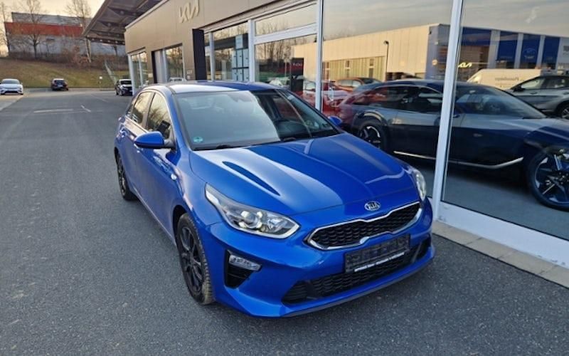 Gebraucht Kia Ceed Vision 140 PS (102 kW) 2020 Blau Kleinwagen