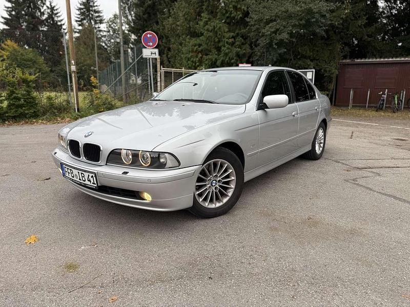 Gebraucht BMW 525 Exclusive 192 PS (141 kW) 2002 Kombi