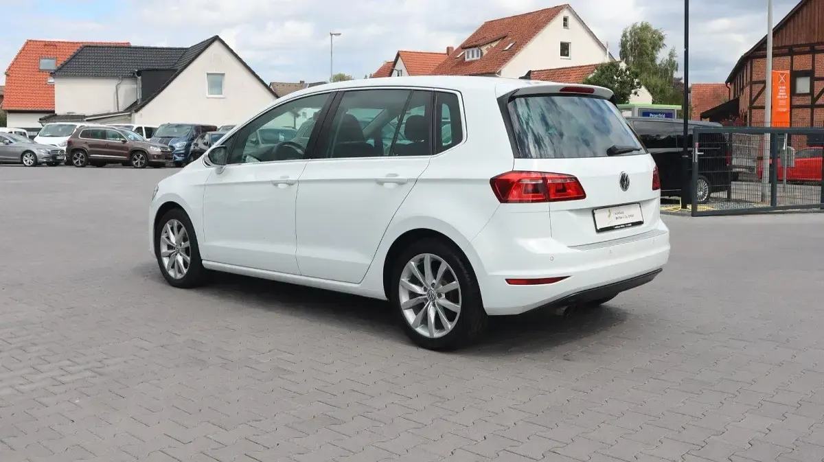 Gebraucht VW Golf Sportsvan Highline 125 PS (91 kW) 2015 Weiß Van / Kleinbus