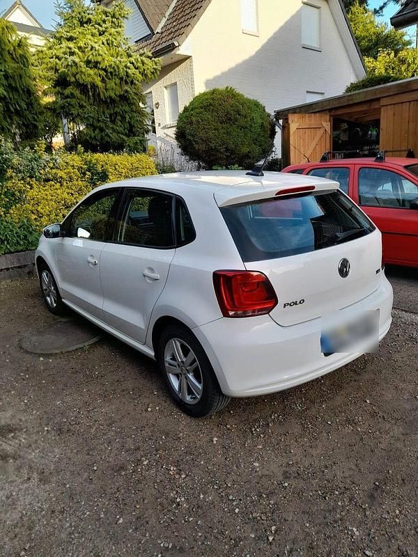 Gebraucht VW Polo Trendline 75 PS (55 kW) 2010 Weiß Kleinwagen