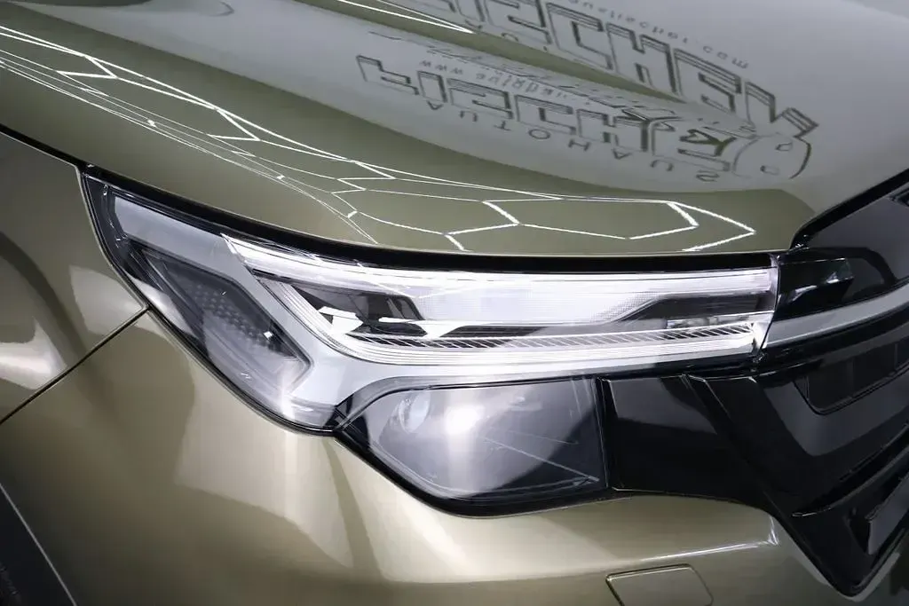 Neu Subaru Forester Platinum 136 PS (100 kW) 2026 Grün SUV