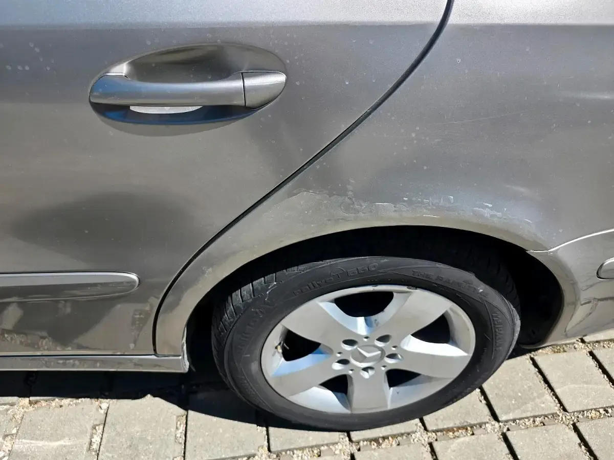 Używany Mercedes E200 2003 Sedan/Limuzyna