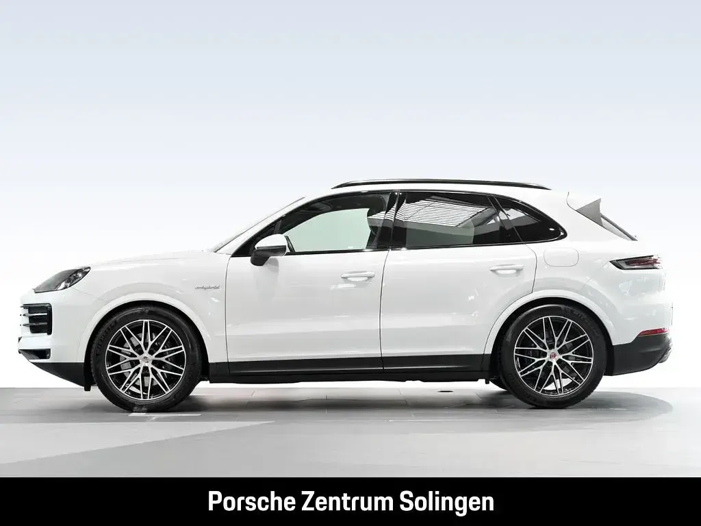 Gebraucht Porsche Cayenne 470 PS (345 kW) 2024 Weiß SUV