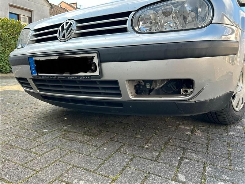 Gebraucht VW Golf IV 75 PS (55 kW) 2002 Silber Kleinwagen