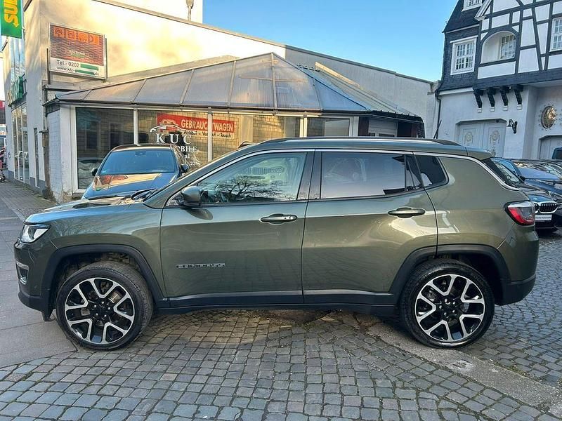 Gebraucht Jeep Compass Limited 170 PS (125 kW) 2019 Grün SUV