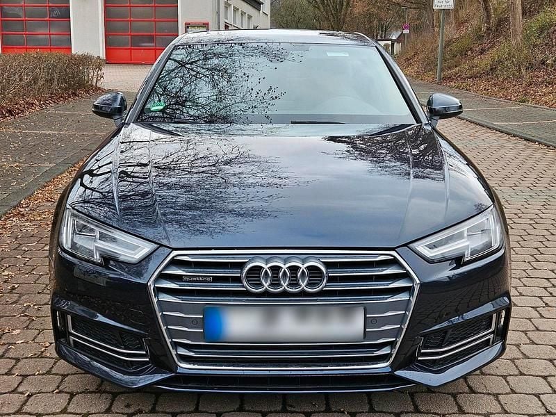 Gebraucht Audi A4 S-Line 252 PS (185 kW) 2017 Blau Limousine