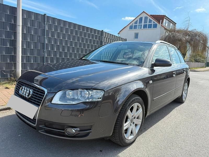 Gebraucht Audi A4 180 PS (132 kW) 2007 Grau Kombi