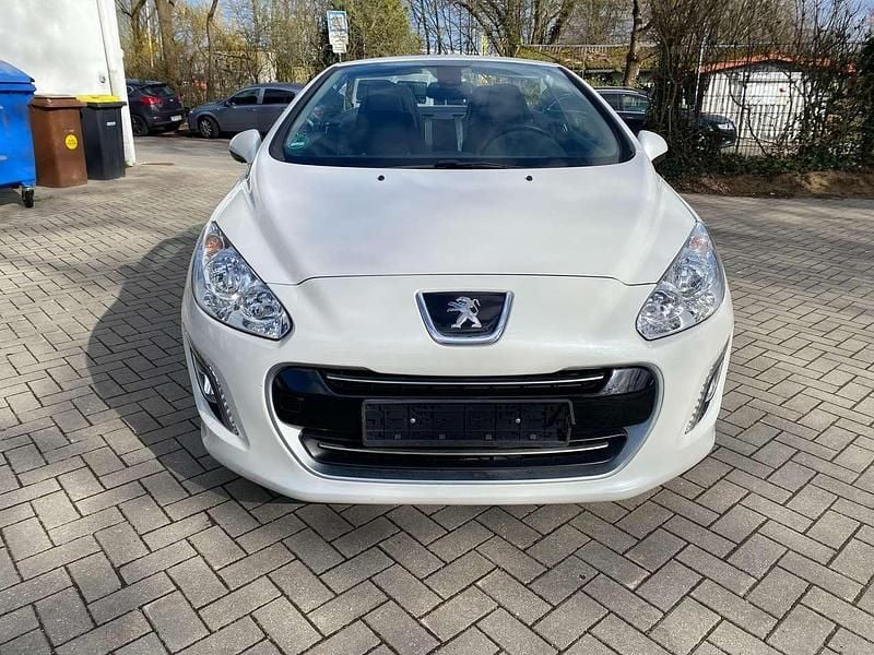 Gebraucht Peugeot 308 CC Active 120 PS (88 kW) 2011 Lack weiss casablanka Cabrio