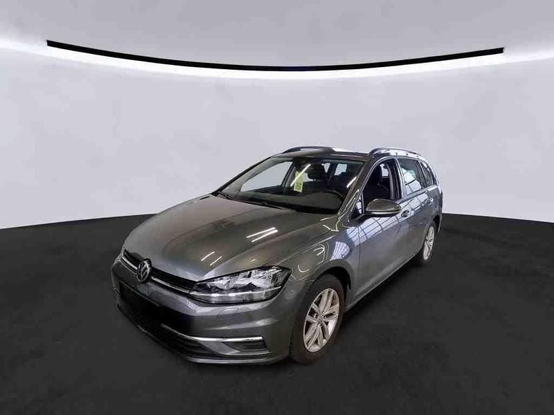 Grau Gebraucht 2018 VW Golf VII Kombi | 15.990 € (Fairer Preis) - Bild 1/4