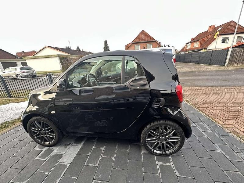 Gebraucht Smart ForTwo Coupé Brabus 91 PS (66 kW) 2018 Schwarz Coupé