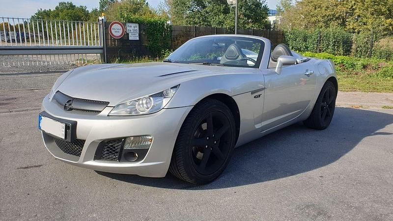 Silber Gebraucht 2007 Opel GT Cabrio | 17.600 € (Fairer Preis) - Bild 1/4