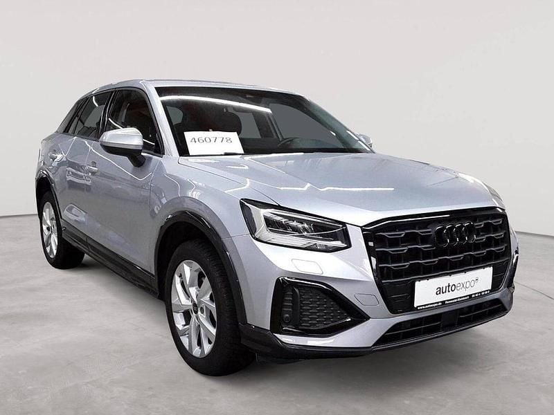 Florettsilber metallic Gebraucht 2023 Audi Q2 Advanced SUV | 23.490 € (Fairer Preis) - Bild 1/4