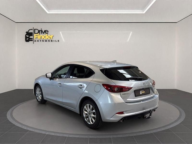 Gebraucht Mazda 3 Exclusive-Line 120 PS (88 kW) 2017 Silber Limousine