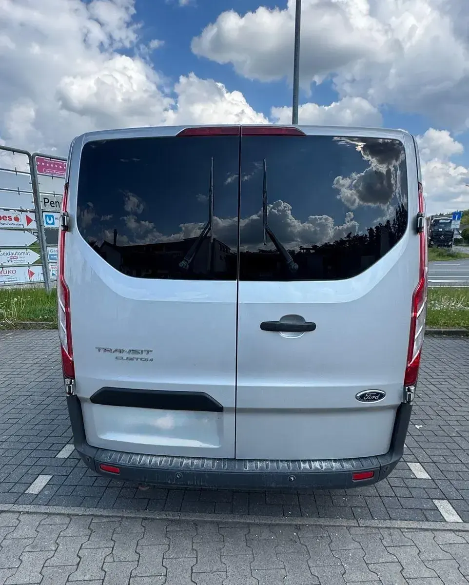 Gebraucht Ford Transit Custom 170 PS (125 kW) 2017 Silber Van / Kleinbus