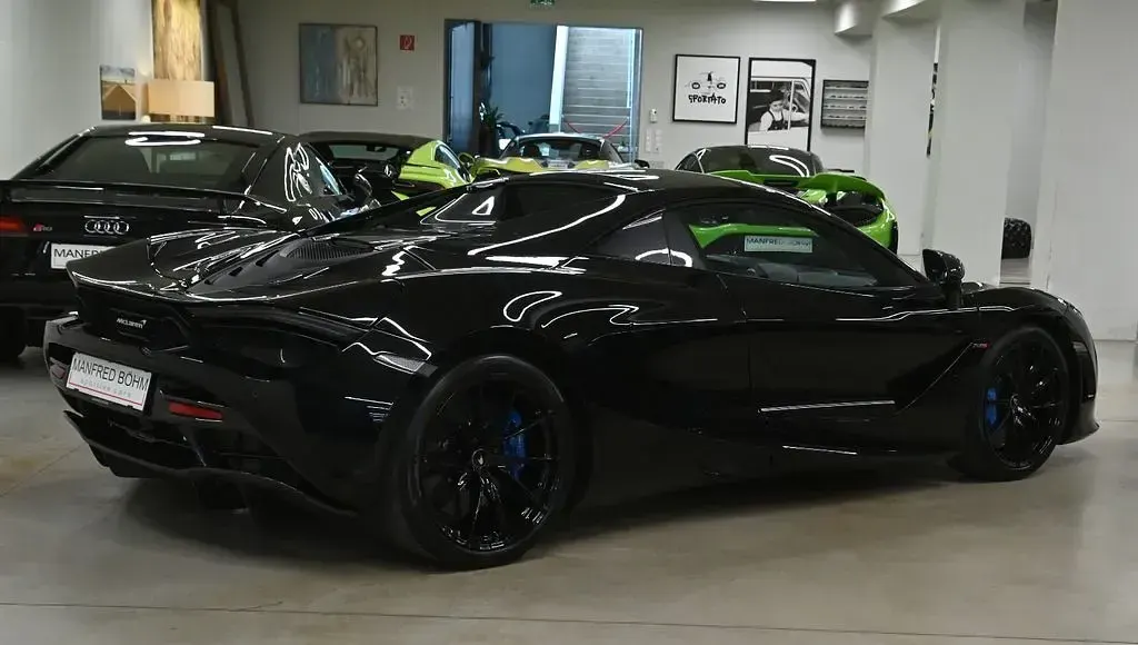 Gebraucht McLaren 720S 721 PS (530 kW) 2021 Schwarz Cabrio