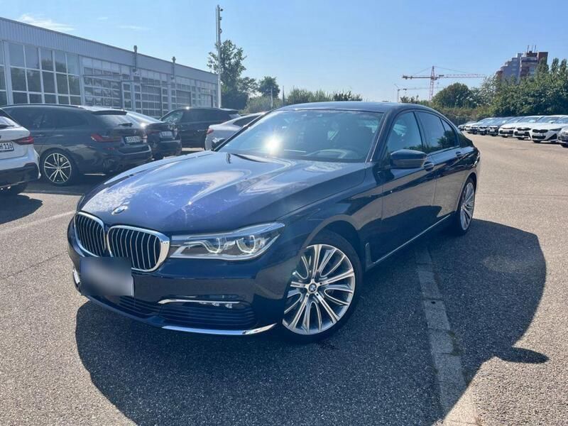 Blau Gebraucht 2016 BMW 730 Executive Limousine | 42.500 € (Teuer) - Bild 1/4