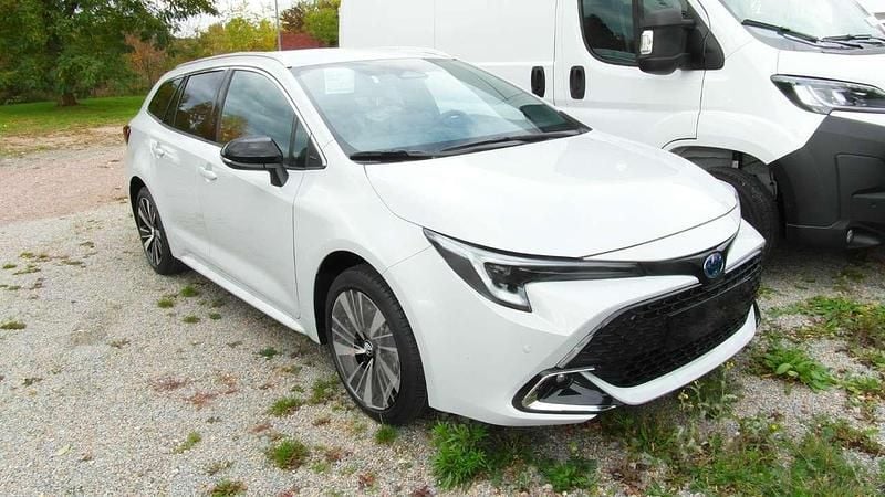 Ash grey metallic Neu 2025 Toyota Corolla Kombi | 30.590 € (Guter Preis) - Bild 1/4