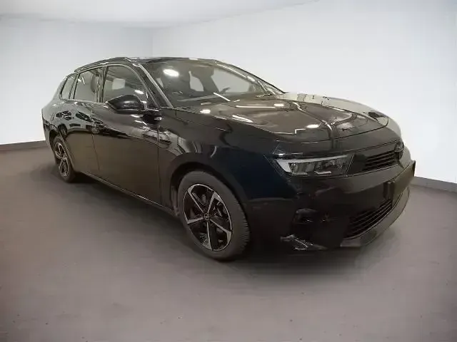 Gebraucht Opel Astra GS Line 131 PS (96 kW) 2025 Schwarz Kleinwagen