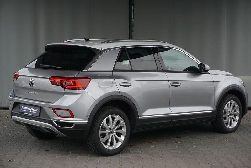 Gebraucht VW T-Roc Style 150 PS (110 kW) 2025 Pyritsilber metallic SUV