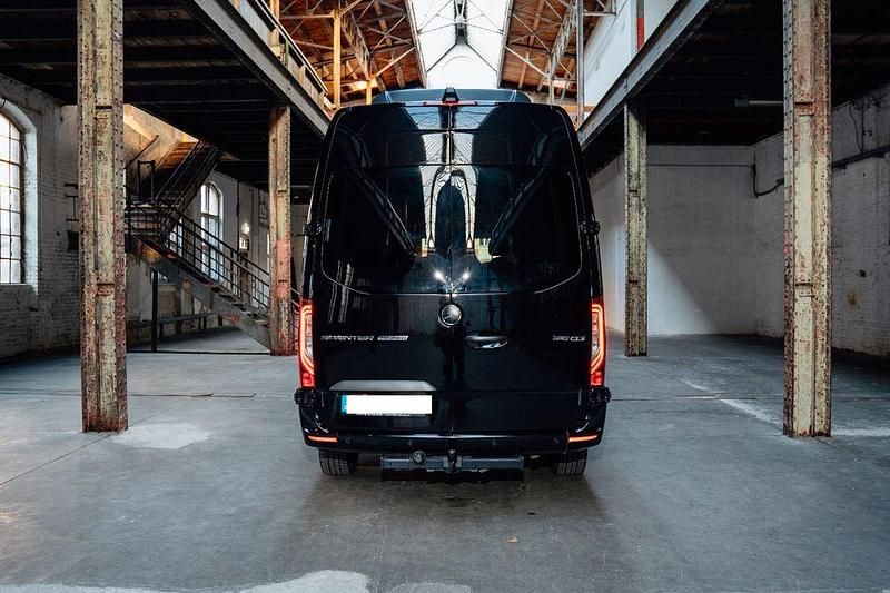 Gebraucht Mercedes Sprinter 163 PS (119 kW) 2018 Schwarz Van