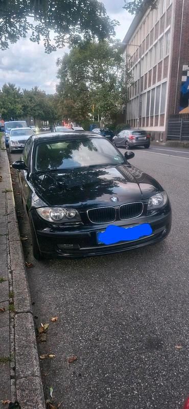 Schwarz Gebraucht 2009 BMW 116 Kleinwagen | 1.700 € (Superpreis) - Bild 1/4