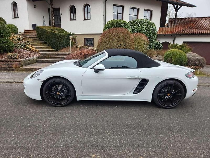 Gebraucht Porsche 718 Boxster 299 PS (219 kW) 2018 Weiß Cabrio