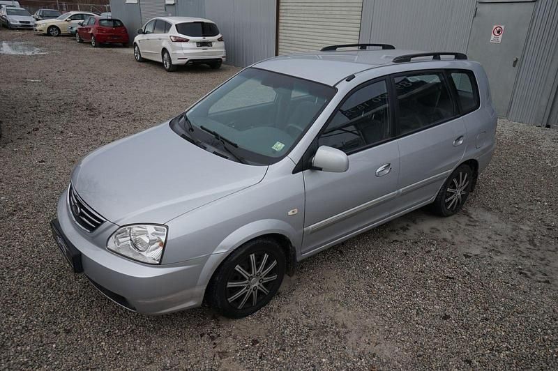 Gebraucht Kia Carens EX 139 PS (102 kW) 2006 Silber Van / Kleinbus