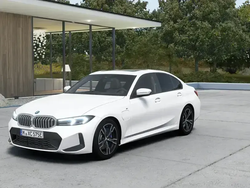 Gebraucht BMW 330e M Sport 292 PS (214 kW) 2025 Weiß Limousine