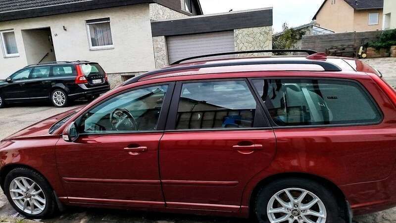 Gebraucht 2010 Volvo V50 Kinetic Kombi | 4.600 € (Fairer Preis) - Bild 1/4