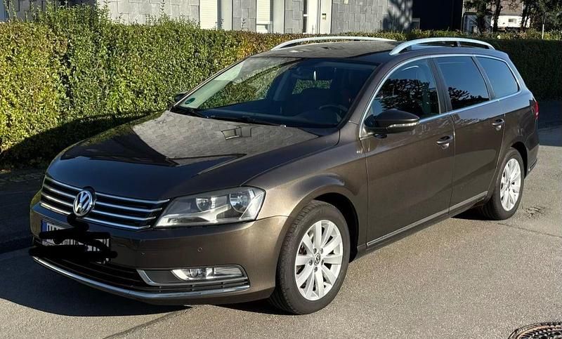 Gebraucht VW Passat Comfortline 105 PS (77 kW) 2013 Braun Kombi
