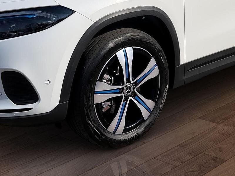 Gebraucht Mercedes EQA300 167 kW (228 PS) 2022 Weiß SUV