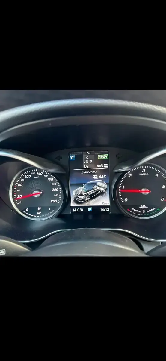 Używany Mercedes C300e 2016 Brązowy Kombi