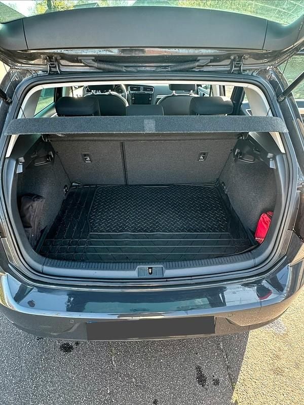 Gebraucht VW Golf VII 116 PS (85 kW) 2018 Grau Limousine