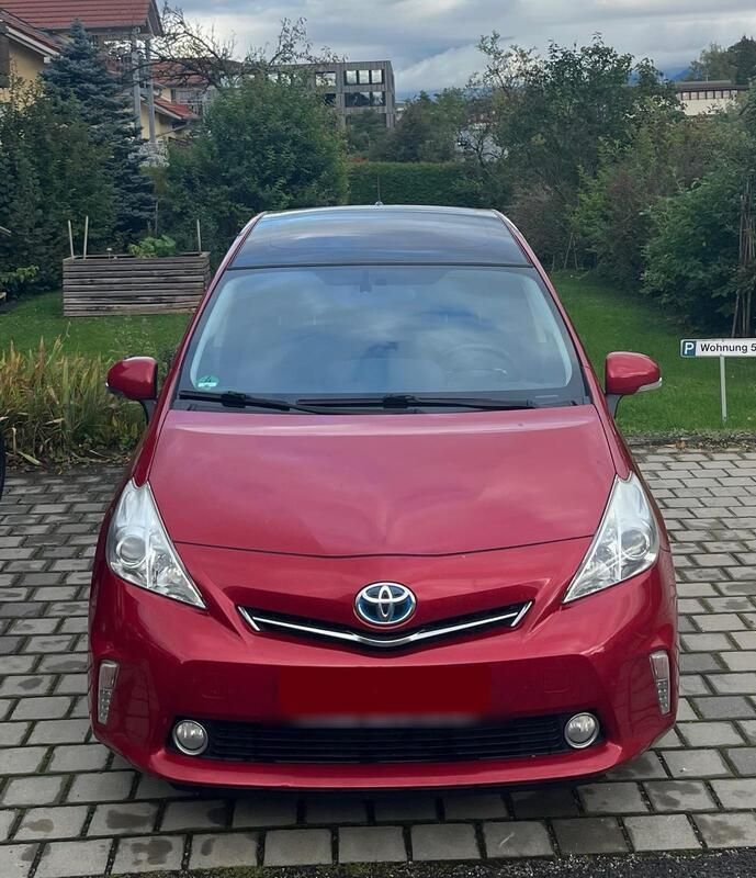 Rot Gebraucht 2013 Toyota Prius+ Plus Van / Kleinbus | 12.500 € (Fairer Preis) - Bild 1/4