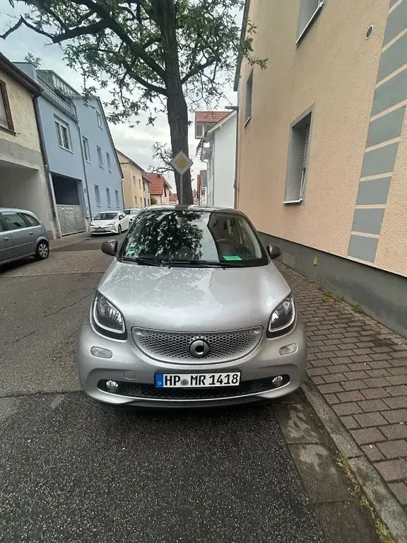 Usata Smart ForFour Passion 90 CV (66 kW) 2019 Grigio Utilitaria