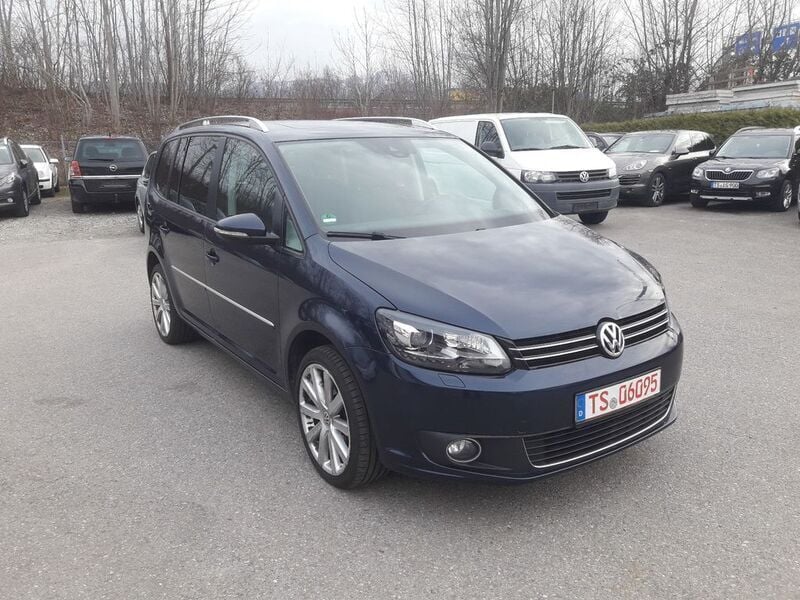 Gebraucht VW Touran Highline 150 PS (110 kW) 2015 Blau Van / Kleinbus