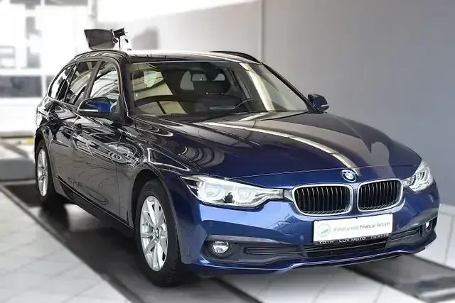 Gebraucht BMW 318 Advantage 150 PS (110 kW) 2020 Blau Kombi