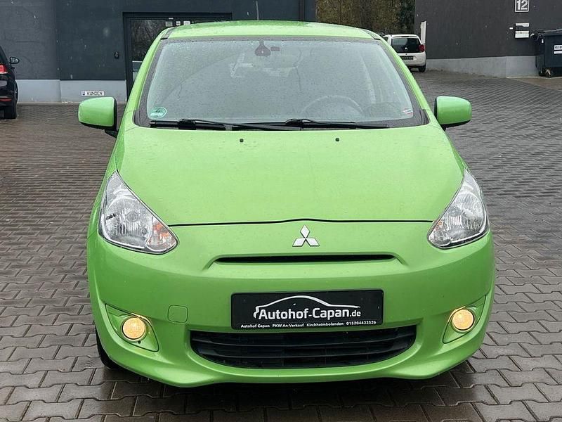 Gebraucht Mitsubishi Space Star 80 PS (58 kW) 2014 Grün Van / Kleinbus