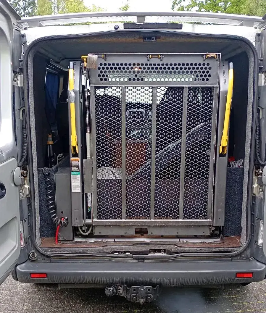 Gebraucht Nissan Primera 131 PS (96 kW) 2003 Silber Van / Kleinbus