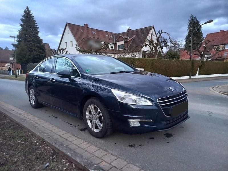Gebraucht Peugeot 508 Allure 156 PS (114 kW) 2011 Blau Limousine