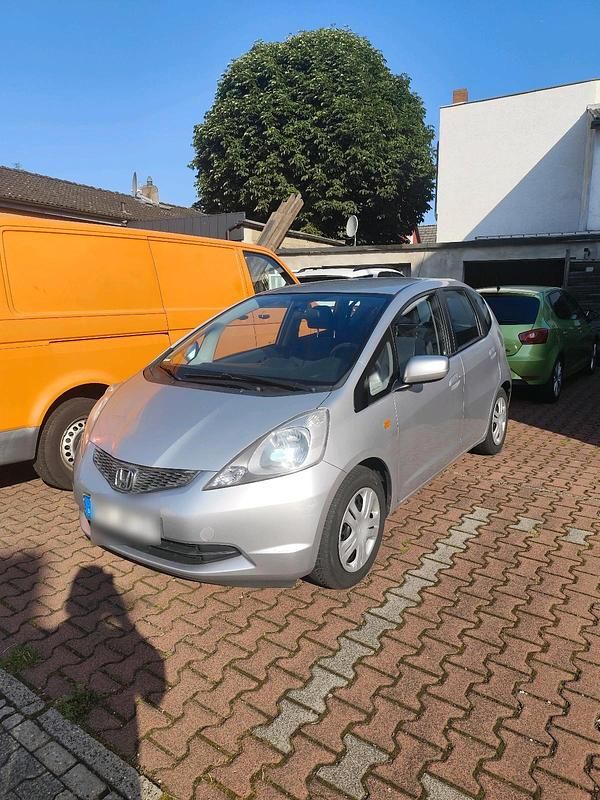 Braun Gebraucht 2009 Honda Jazz Kleinwagen | 2.200 € - Bild 1/4