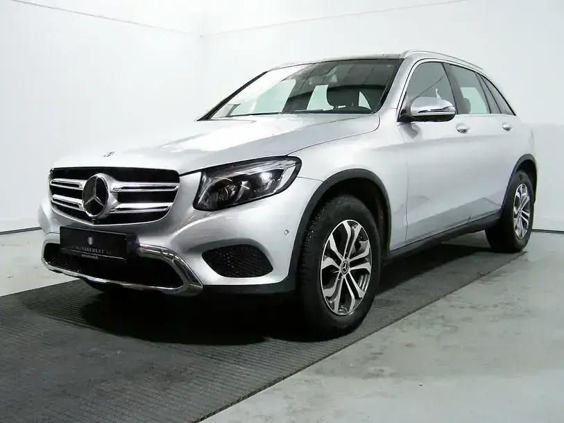 Gebraucht Mercedes GLC250 211 PS (155 kW) 2017 Iridiumsilber (metallic) SUV