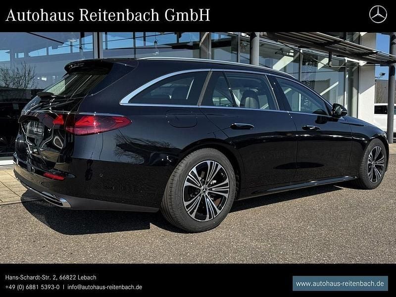 Gebraucht Mercedes E220 Avantgarde 197 PS (144 kW) 2024 Lack obsidianschwarz Kombi