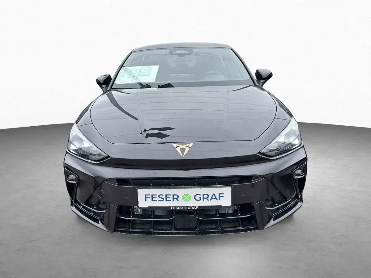 Neu Cupra Leon VZ 272 PS (200 kW) 2026 Midnight schwarz Limousine