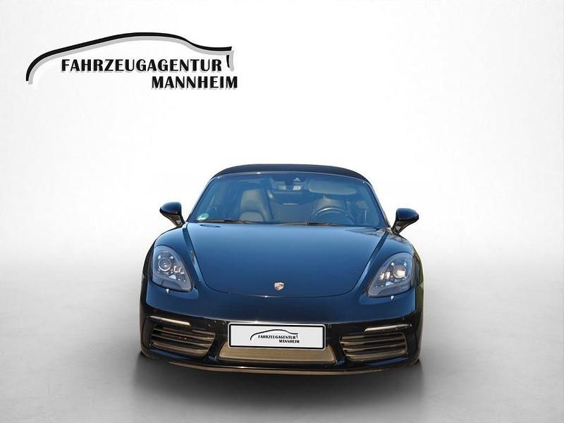 Gebraucht Porsche 718 Boxster 299 PS (219 kW) 2016 Tiefschwarz Cabrio