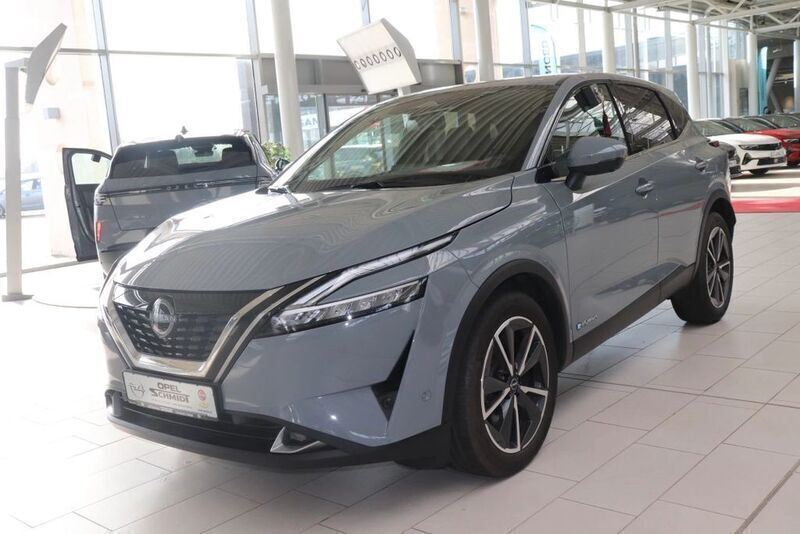 Grau Gebraucht 2024 Nissan Qashqai Tekna SUV | 31.849 € (Superpreis) - Bild 1/3