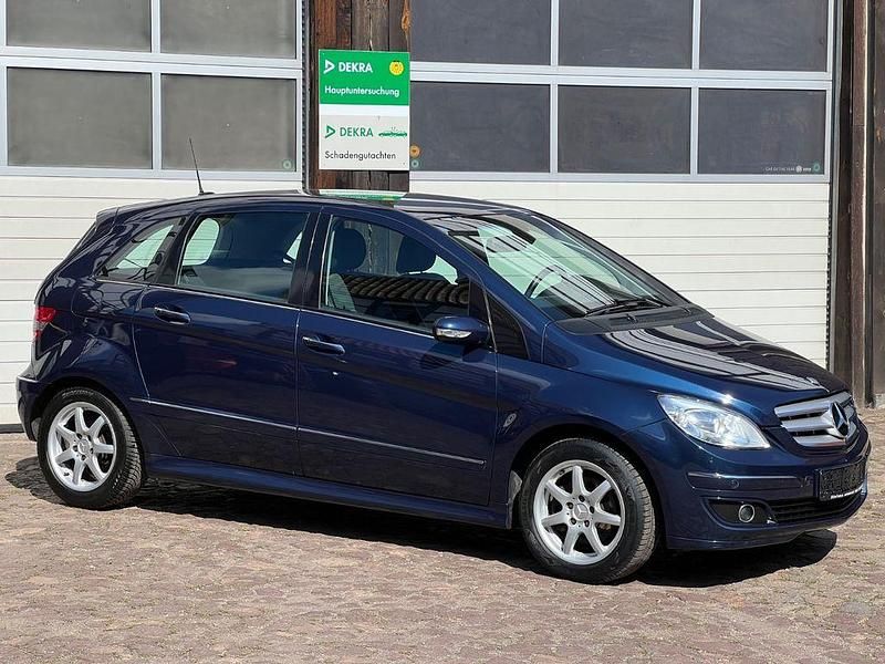 Gebraucht Mercedes B180 109 PS (80 kW) 2007 Blau Van / Kleinbus